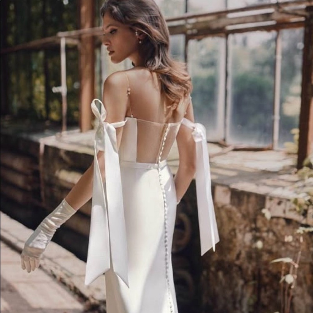 Button back bridal dress